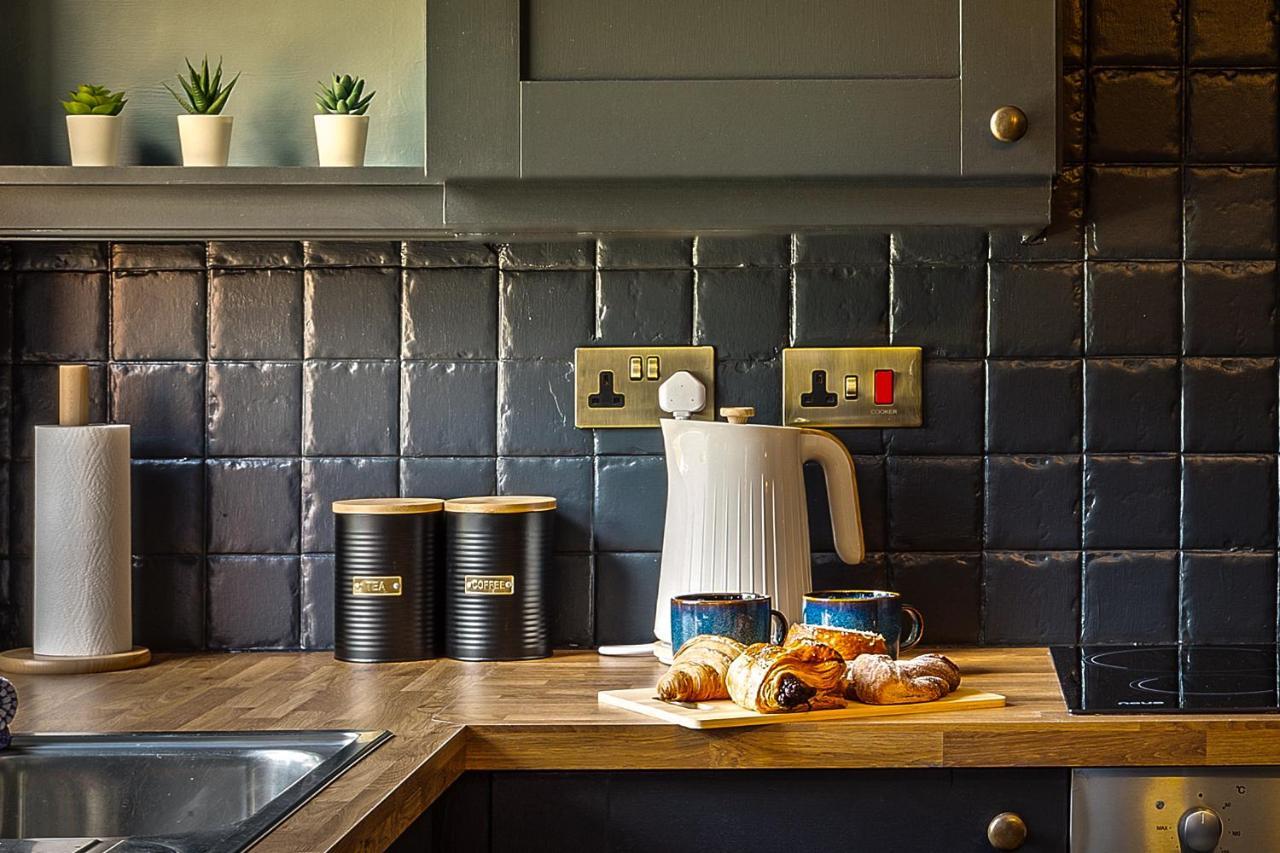 Stylish Romantic Country Escape Near Chester Christleton Екстериор снимка