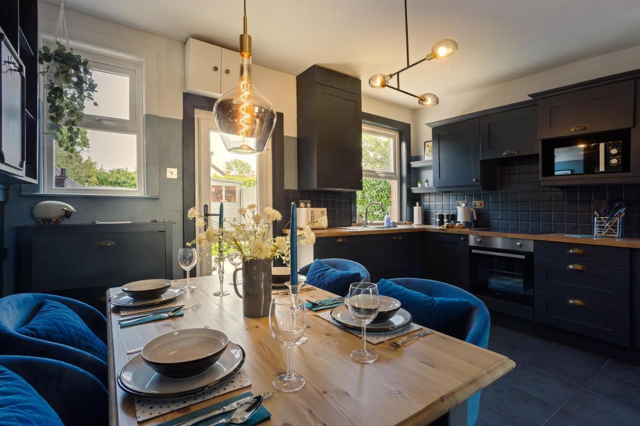 Stylish Romantic Country Escape Near Chester Christleton Екстериор снимка
