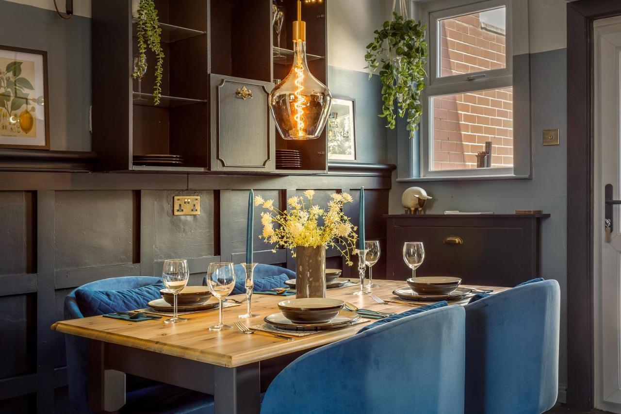 Stylish Romantic Country Escape Near Chester Christleton Екстериор снимка